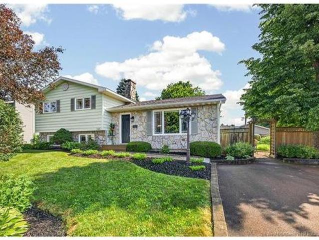 548 Breau St, Dieppe, NB, E1A 5N8 house for sale | Listing ID NB143956 | Royal LePage