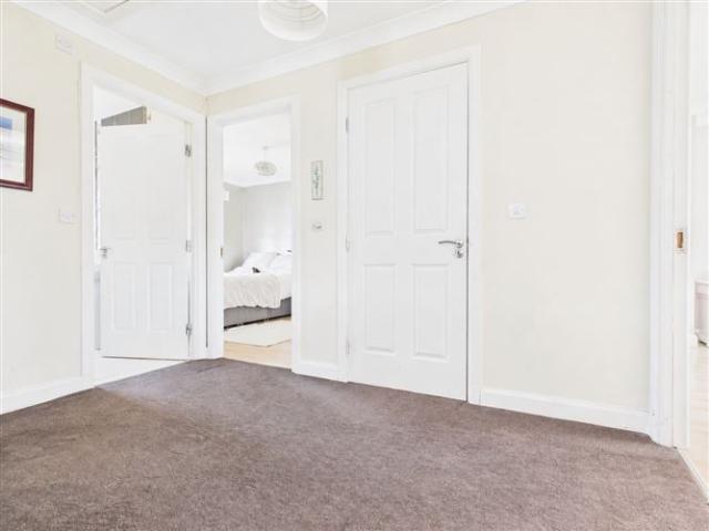 549,950 | 46 Gleann Petit Drive, Mullingar, Co. Westmeath DNG Duncan Auctioneers 5003 MyHome. Ie Residential