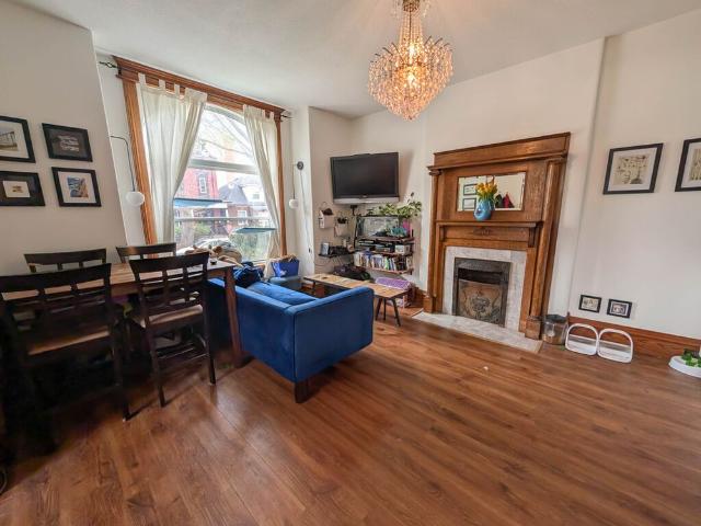 54 West Ave N, Hamilton 2 Bedroom Apartment