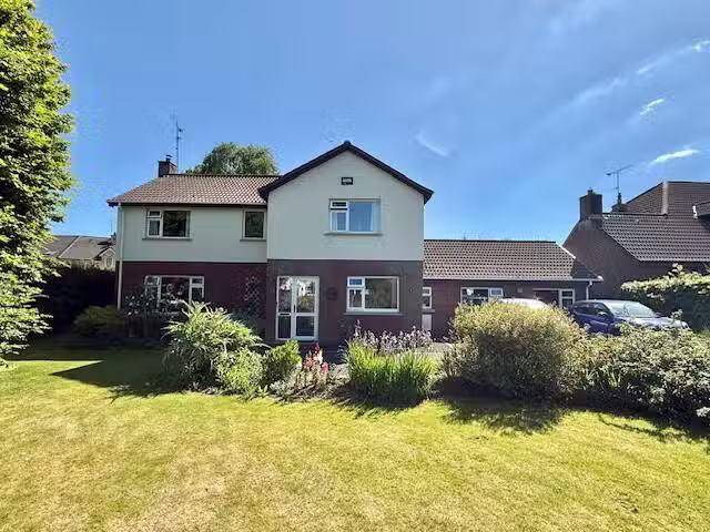 54 Woodvale Road