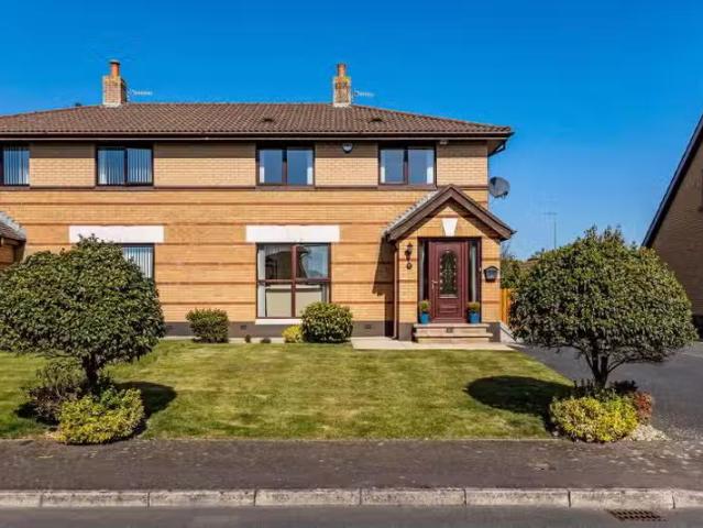 54 Cambourne Park