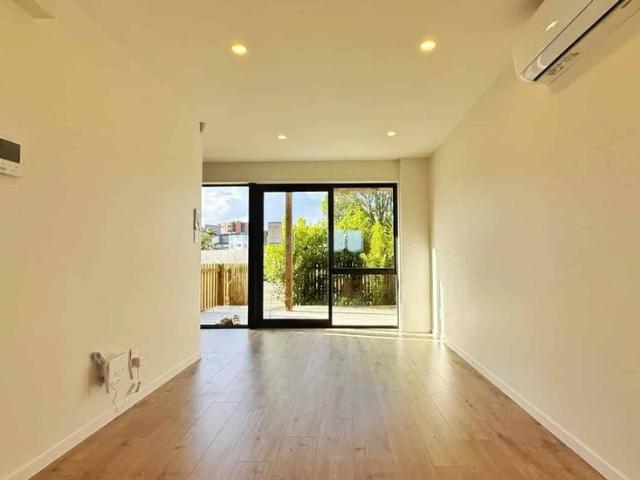 54 Elm Street, Avondale