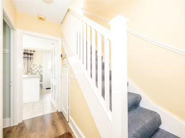54 Glenshesk Road, Whitehall, Dublin 9, D09 W685