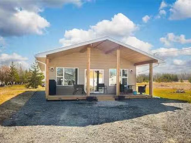 54 Lakeshore Bay, Alexander, MB, R0E 1L0 house for sale Lis.