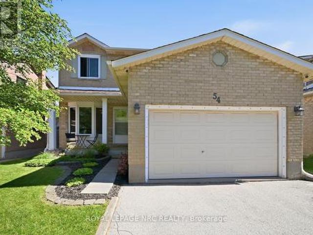 54 Merritt Crescent, Grimsby, ON, L3M 5B7 house for sale | Listing ID X13238 | Royal LePage