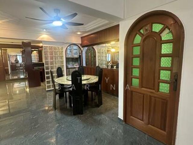 54 New Upper Changi Road HDB Apartment For Sale, $775,000, 3 Bed 2 Bath 1,292 sqft $600.00 psf