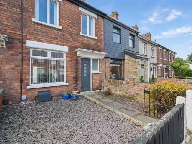 54 Sandbrook Park