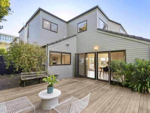 54B Kurahaupo Street, Orakei, Auckland City