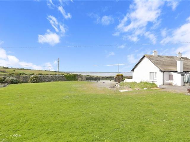 550,000 | Mourne View, Harbour Road, Clogherhead, Co. Louth Sherry FitzGerald Lannon 4998 MyHome. Ie Residential