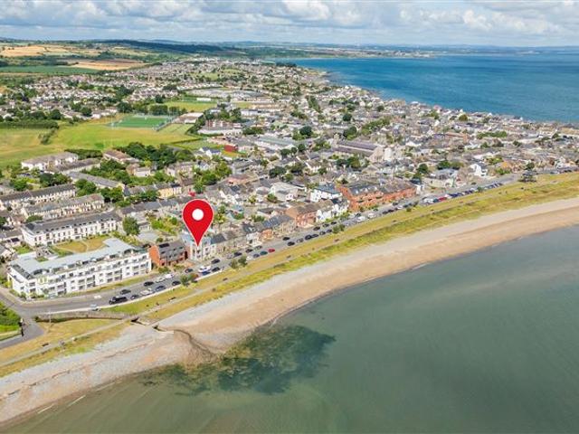 550,000 | Apartment 4, South Strand House, South Strand, Skerries, County Dublin P. Marry & Associates 4962 MyHome. Ie Residential