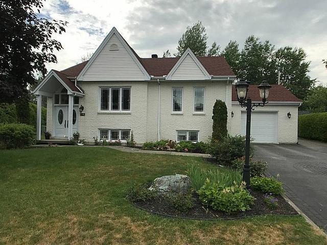 550 000$ Bungalow à Vendre à Sherbrooke mont bellevue
