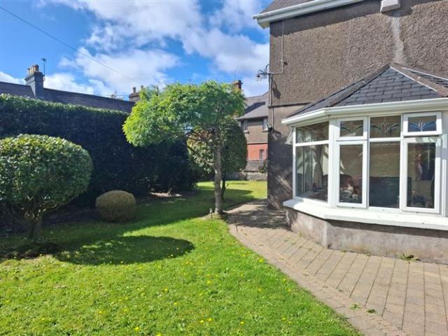 550,000 | Ilen Ville, 3 Marble Hall Park, Douglas, Cork Timothy Sullivan & Associates M. I.A.V.I 4958 MyHome. Ie Residential