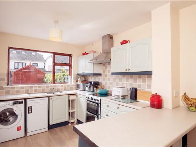550,000 | 16 Priory East, Navan Road, Dublin 7 REA Fitzgerald Chambers 5017 MyHome. Ie Residential