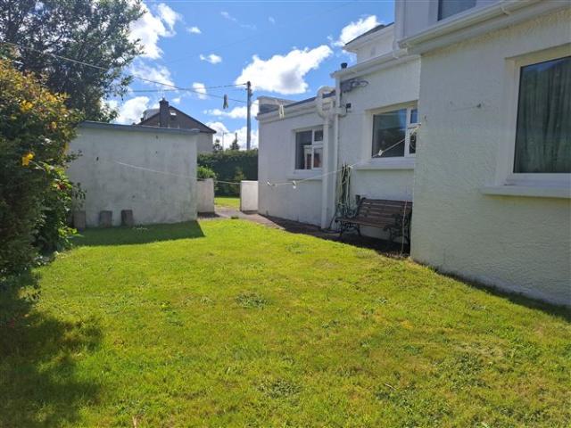 550,000 | 10 Kilbrack Lawn, Skehard Road, Blackrock, Cork Timothy Sullivan & Associates M. I.A.V.I 5009 MyHome. Ie Residential