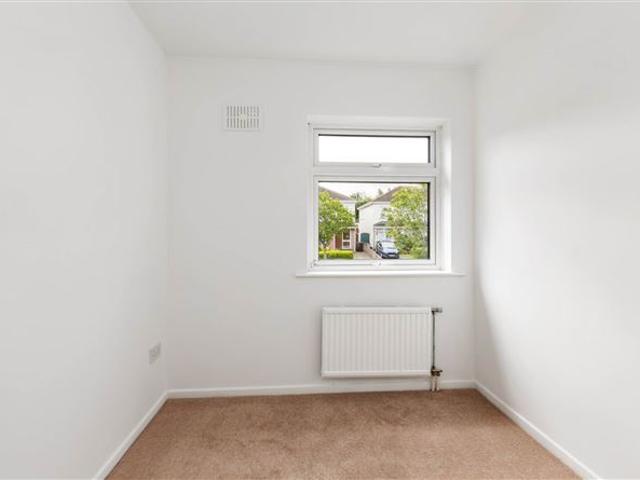 550,000 | 32 Kingston Grove, Ballinteer, Dublin 16 Young's Estate Agents 5005 MyHome. Ie Residential