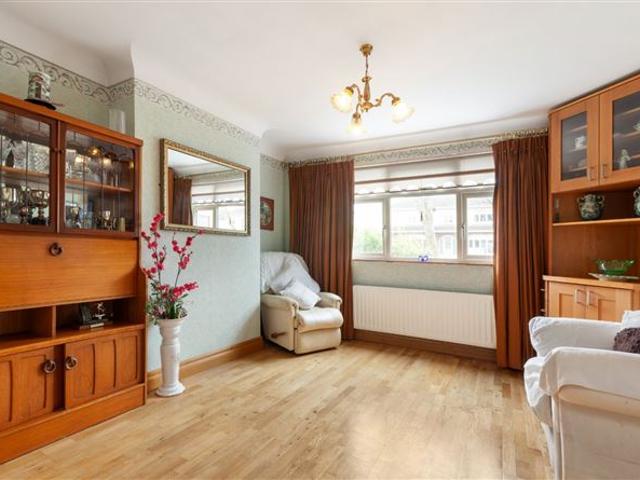 550,000 | 3 Glenarriff Road, Navan Road, Dublin 7 DNG Phibsboro 4984 MyHome. Ie Residential