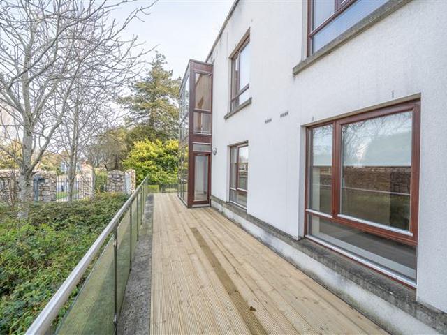 550,000 | 7 Newpark, Newtown Park Avenue, Blackrock, County Dublin Brock DeLappe Estate Agents 4989 MyHome. Ie Residential