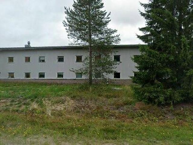 550 m2 lager uthyres i Umeå
