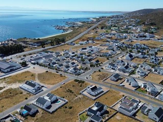 550 m² Land available in Harbour Lights