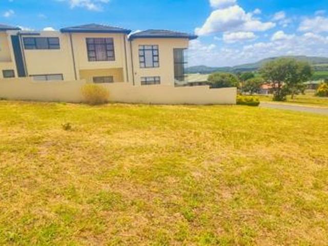 550 m² Land available in Kosmos Ridge