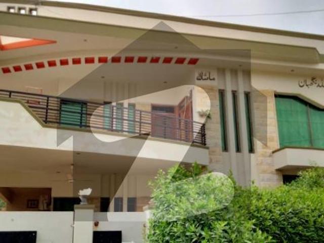 550 Square Yard House Available For Sale In DOHS PHASE 01 DOHS Phase 1