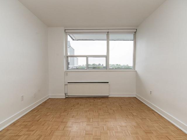 551 Eglinton Avenue East 1 Bedroom Apartment for Rent at 551 Eglinton Ave E, Toronto, ON M4P 1N8 Davisville Village