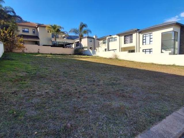 551 m² Land available in Kosmos Ridge Estate