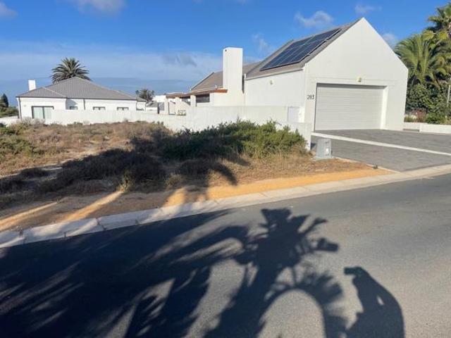 551 m² Land available in Shelley Point