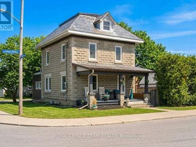 5529 Lion Street, Ottawa, ON, K0A 2W0 house for sale | Listing ID X13478 | Royal LePage