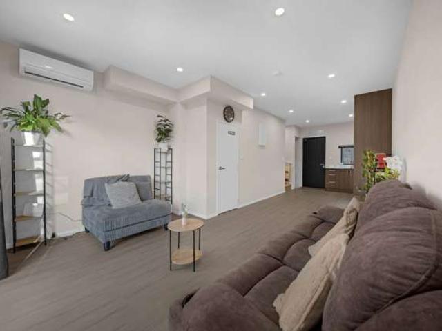 5/53 Archibald Road, Kelston, Waitakere City