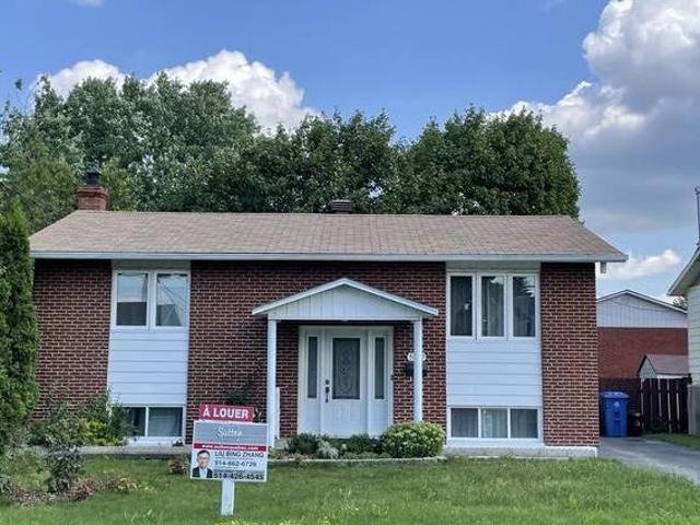 5540 Avenue Glenn Longueuil QC J3Y 1E6 4 Bedroom House for 2300 month