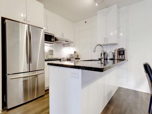 554 1 Rue Chomedey, Montréal Ville Marie, QC, H3H 0A2 condo for sale | Listing ID 22683 | Royal LePage
