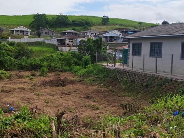 554 m² Land available in Belvedere