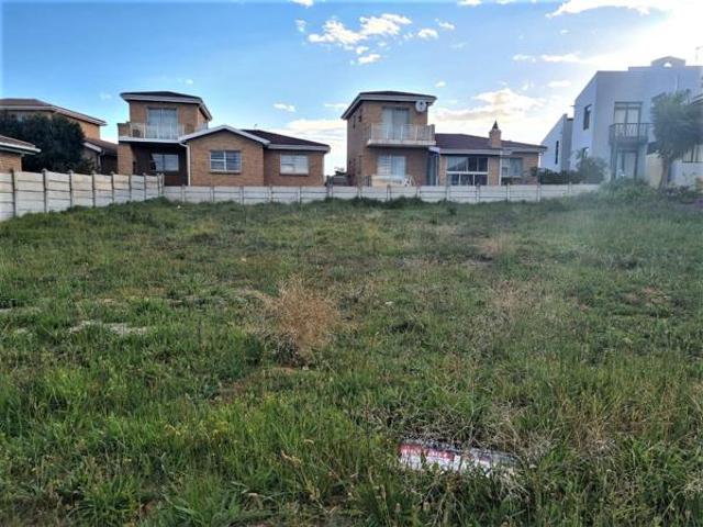 555 m² Land available in Wavecrest