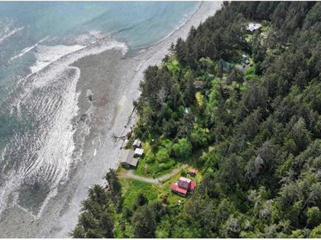556 Davis Road, Daajing Giids Rural, BC, V0T 1Y0 house for sale | Listing ID R3121 | Royal LePage