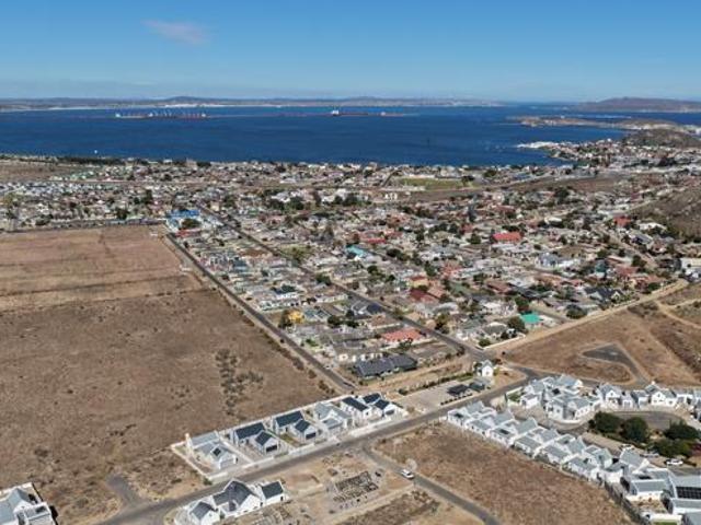 556 m² Land available in Saldanha