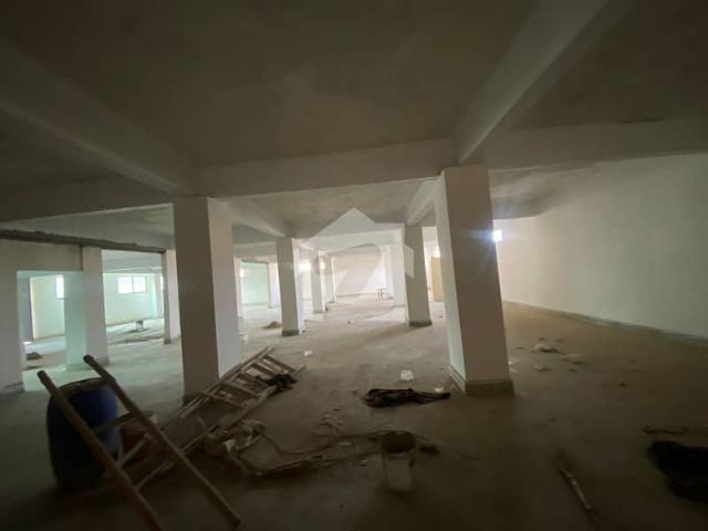 556 sq yard factory g+3 in korangi industrial area for sale