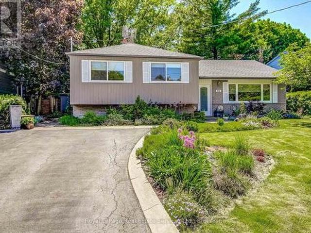 556 Trafford Crescent, Oakville Wo West, ON, L6L 3T3 house for sale | Listing ID W13470 | Royal LePage