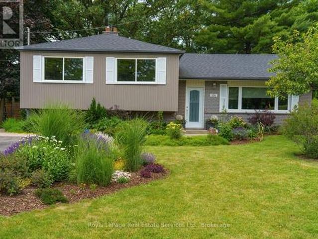 556 Trafford Crescent, Oakville Wo West, ON, L6L 3T3 house for sale | Listing ID W13577 | Royal LePage