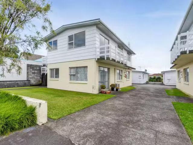 5/56 Tukapa Street, Westown, New Plymouth For Sale