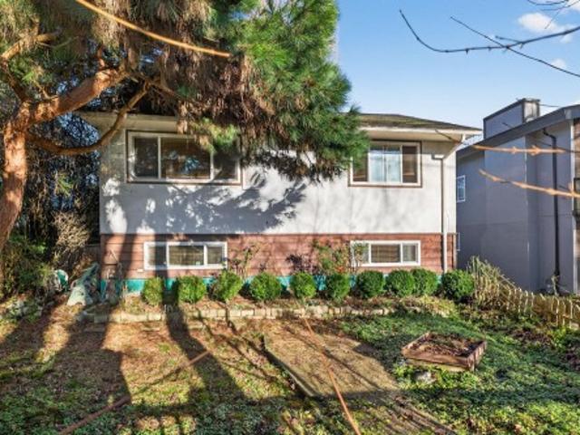 557 21St Avenue E, Vancouver, BC, V5V 1R5 house for sale | Listing ID R3134 | Royal LePage