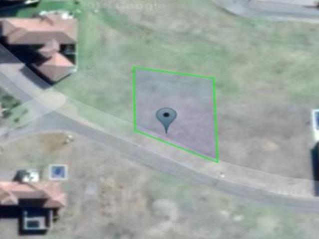 557 m² Land available in Club Milos Estate