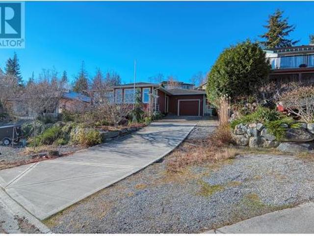 5599 Medusa Place, Sechelt, BC, V7Z 0V1 house for sale | Listing ID R2967 | Royal LePage