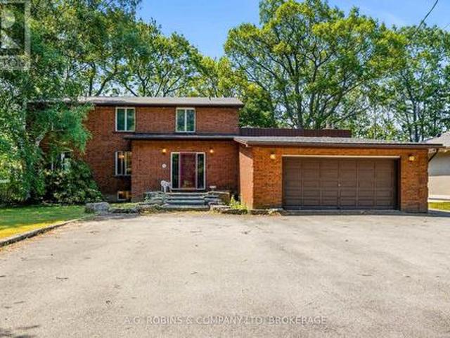 559 Lakeshore Road E, Port Colborne East Village, ON, L3K 5V3 house for sale | Listing ID X13561 | Royal LePage