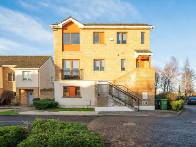 55 Annfield Drive, D15 HY59, Castleknock, Dublin 15 is for sale