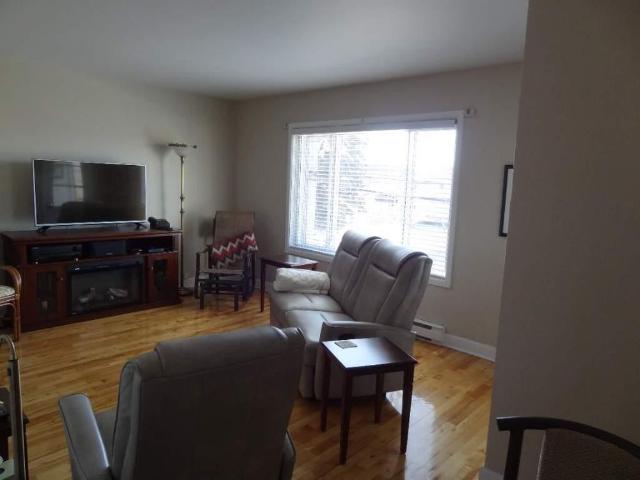 55 ans et plus, Appartement 4 1/2