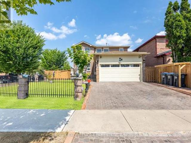 55 Atkins Circle, Brampton, ON, L6X 4B9 house for sale | Listing ID W13637 | Royal LePage