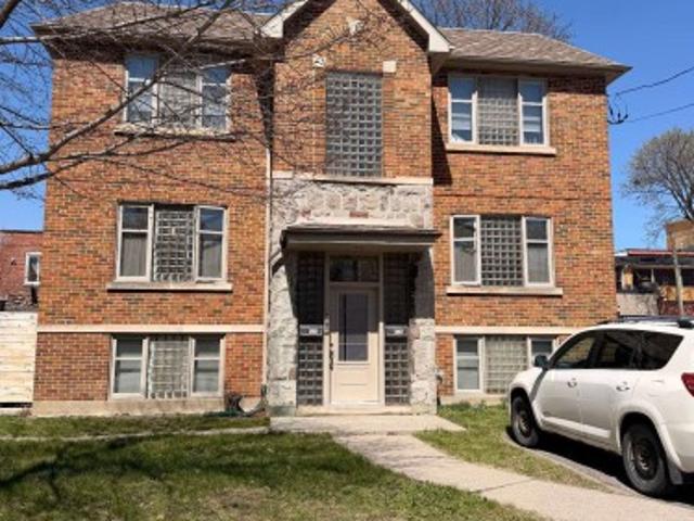55 Av. Strathearn N. Montréal Ouest, QC, H4X 1X6 lease for lease | Listing ID 10517 | Royal LePage