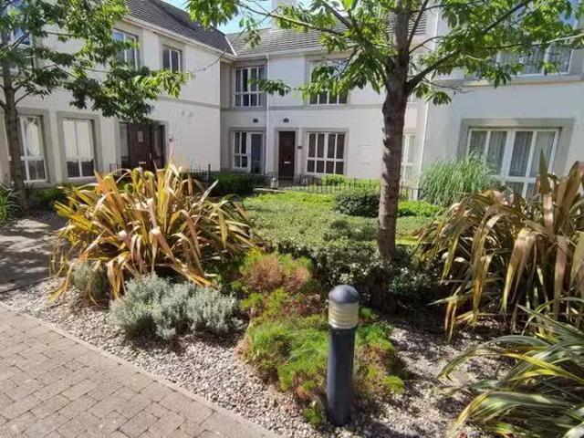 55 Bay Rd Manor
