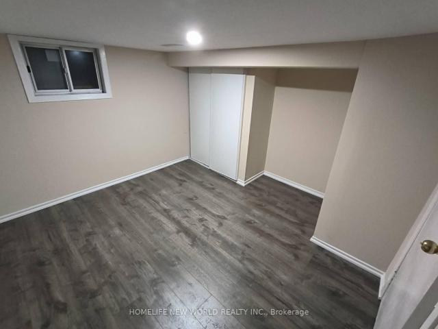 55 Chamberlain B1 Avenue in Toronto: Briar Hill Belgravia House for lease Toronto W04: MLS®# W13508400